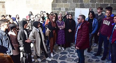 ETÜ'lü öğrenciler Erzurum'u gezdi