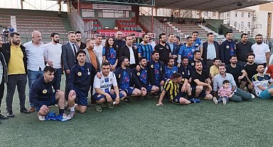 Futbol turnuvasında şampiyon Cizre Devlet Hastanesi