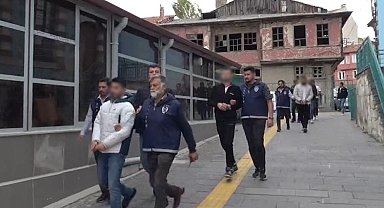 Galericiye silahlı saldırı olayında şüpheli sayısı 9'a yükseldi