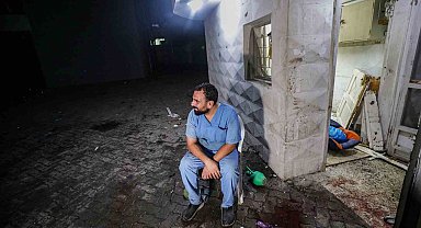 Gazze Sağlık Bakanlığı: "Baptist Hastanesi katliamı benzersiz ve tarif edilemez"