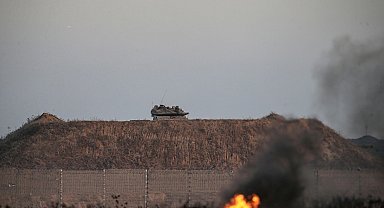 Gazze sınırını geçen İsrail askerleri pusuya düşürüldü: 1 ölü, 3 yaralı