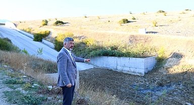 Gediz Göletinde savak temizliği