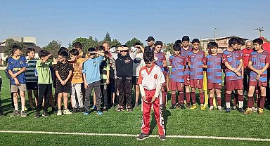 Gediz'de yenilenen stadyum hizmete sunuldu