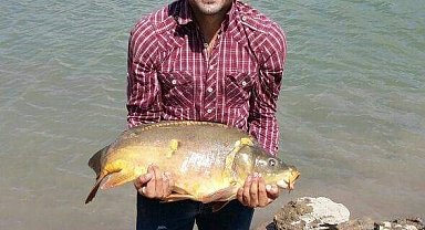 Genç adam balık tutmaya gittiği gölette can verdi