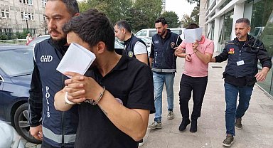 Göçmen kaçakçılığına 2 tutuklama, 1 adli kontrol