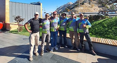 Gökyüzünde bayrak açıp Filistin'e destek verdiler