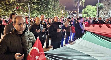 Gölcüklüler insanlık dışı saldırıyı protesto etti