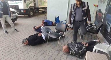 Gönen'de çeşitli suçlara karışan 3 kişi yakalandı