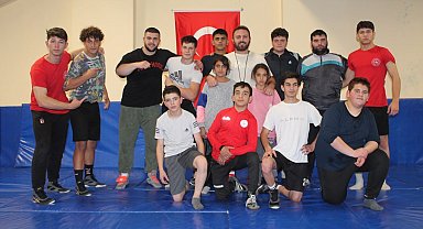 Güreşçi ikiz kardeşlerin hedefinde Avrupa şampiyonluğu var