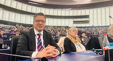 Halfeti Belediye Başkanı Albayrak Avrupa'da Türkiye'yi temsil etti