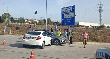 Hastane kavşağında trafik kazası: 1 yaralı