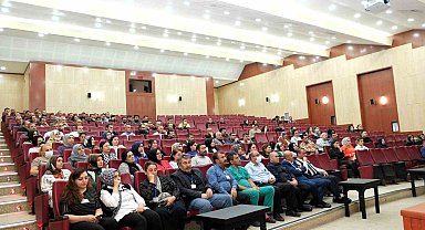 Hastane personeline "İnsan İlişkileri ve İletişim" eğitimi