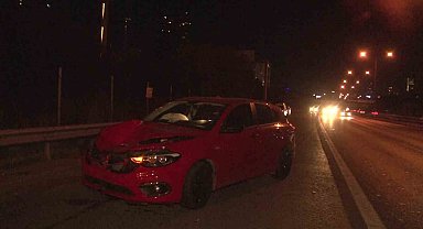 Hatalı sollama yapan motosiklete otomobil çarptı: 1 hafif yaralı