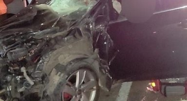 Hatay'da otomobil ile kamyonet çarpıştı: 3 ölü, 1 yaralı