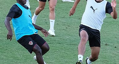 Hatayspor, Antalya kampının ilk idmanını gerçekleştirdi