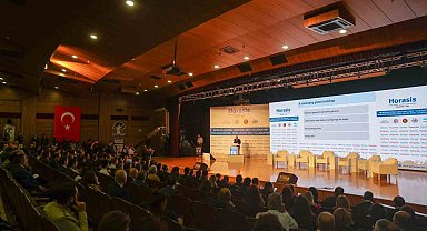 Hazine ve Maliye Bakanı Şimşek Türkiye'de yatırım fırsatlarını anlattı