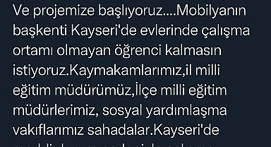 Her eve ders çalışma masası geliyor