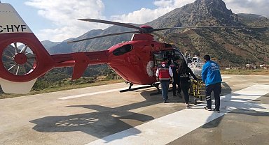 Hipotermi geçiren bebek için helikopter havalandı