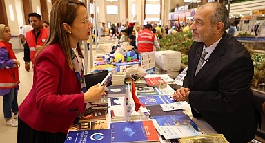 HKÜ, Şahinbey Kitap Günleri'nde kitap tutkunları ile buluştu