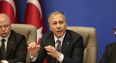 İçişleri Bakanı Yerlikaya: "Mobil Göç Noktaları'nın sayısı 155'e çıkacak"