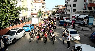 İFA Ortaokulu'ndan bisikletli 100. yıl kutlaması