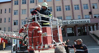 Iğdır'da gerçeği aratmayan afet tatbikatı