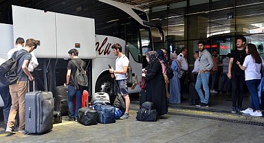 İkinci çeyrekte yurt içinde ikamet eden 13 milyon 639 bin kişi seyahate çıktı