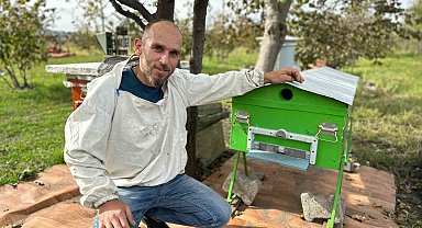 İlginç arı kovanları: Tabut, cansız manken, varil