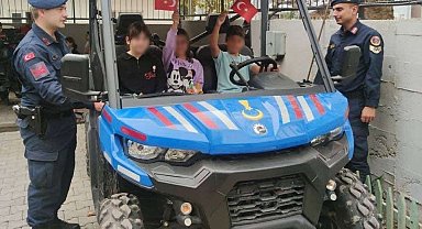 İlkokul öğrencilerine jandarmayı anlattılar