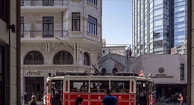 İş Bankası'ndan Cumhuriyetin 100. yılına armağan: Resim Heykel Müzesi