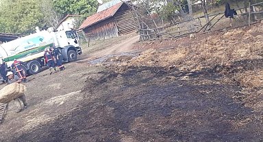 İskilip'te çıkan yangında 150 saman balyası kül oldu