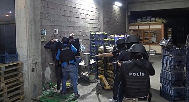 Isparta'da DEAŞ operasyonunda 2 kişi yakalandı