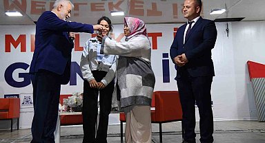 Isparta'da geçen yıl evi yanan aileye yeni evinin anahtar teslimi gerçekleştirildi