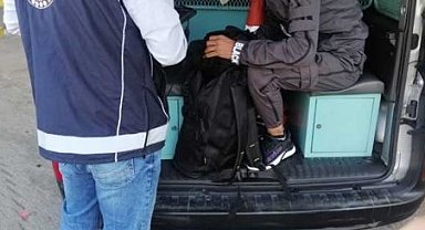 Isparta'da yakalanan 14 düzensiz göçmen sınır dışı edildi