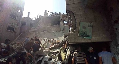 İsrail, Gazze Şeridi'nde yerleşim yerlerini hedef almaya devam ediyor