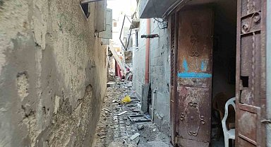 İsrail, Magazi Mülteci Kampı'nda çok sayıda binayı vurdu