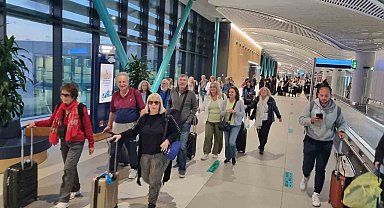 İsrail vatandaşları İstanbul'a geldi