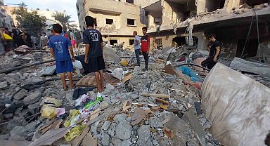 İsrail'in Gazze'de hedef aldığı bina, saldırı sonrası görüntülendi