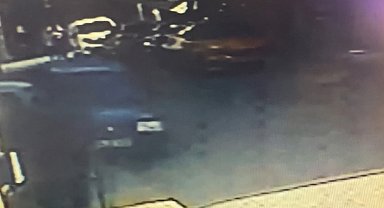 İstanbul'da bir garip bıçaklı kavga: Birbirlerini bıçaklayıp alışverişe gittiler