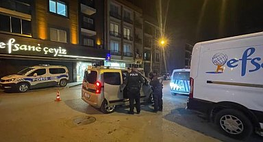 İzmir'de polis uygulamalarında 192 aranan şahıs yakalandı