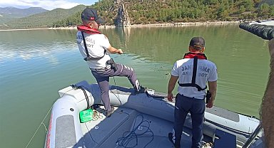 Jandarma 200 kilo balığı göle bıraktı