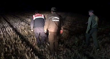 Jandarma bıldırcın sesi çıkaran ses yayın cihazı ve teçhizatına el koydu