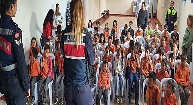 Jandarma ekiplerinden 68 öğrenciye eğitim