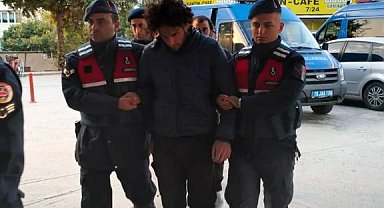 Jandarma ekiplerinden kaçak göçmenlere operasyon: 10 kişi yakalandı