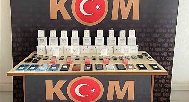 Kaçakçılık operasyonunda 350 bin TL değerinde kaçak telefon ele geçirildi