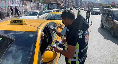 Kadıköy'de emniyet kemeri takmayan taksi şoförlerine ceza kesildi