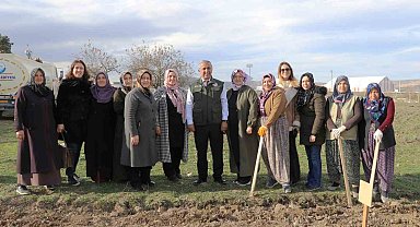 Kadın çiftçilere 2024'te yüzde 15'lik prim indirimi uygulanacak