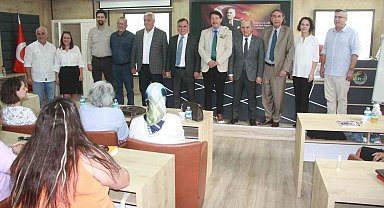 Kadın zeytin üreticilerine eğitim