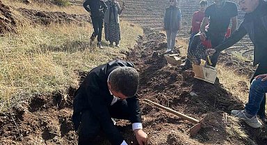 Kağızman'da 16 bin 700 fidan toprakla buluştu