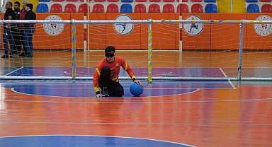 Kahramanmaraş'ta depremde hayatını kaybedenler anısına goalball turnuvası düzenlendi